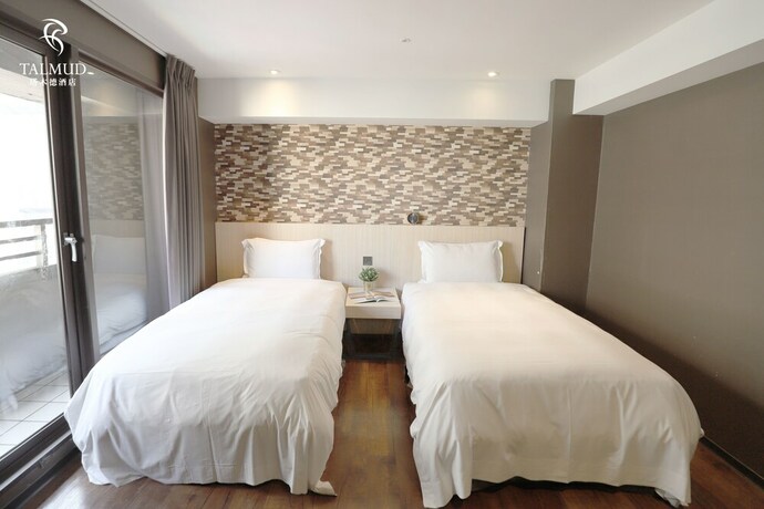 Imagen de la habitación del Hotel Talmud Yizhong. Foto 25