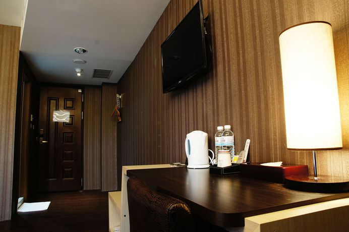 Imagen de los interiores del Hotel Talmud-zhong Shan Branch. Foto 16
