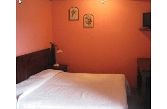 Imagen de la habitación del Hotel Taloro. Foto 6
