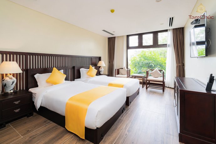 Imagen de la habitación del Hotel Tam Chuc Complex. Foto 3