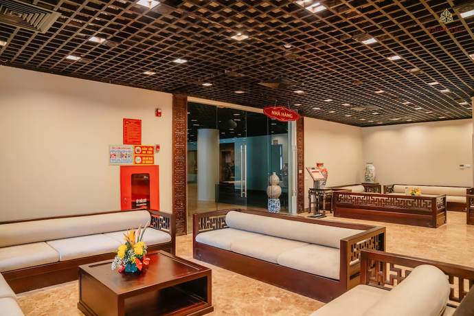 Imagen de los interiores del Hotel Tam Chuc Complex. Foto 19