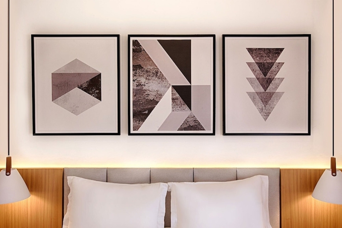 Imagen de la habitación del Hotel Taman Seminyak Suites. Foto 17
