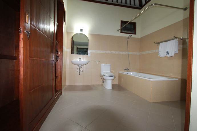 Imagen de la habitación del Hotel Taman Surgawi Resort and Spa. Foto 4