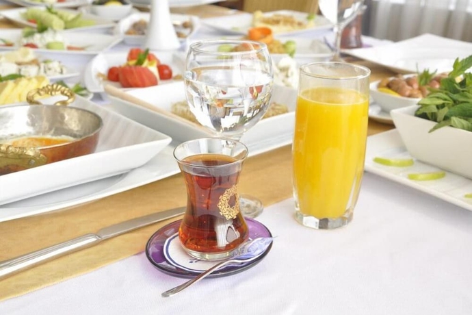 Imagen del bar/restaurante del Hotel Tamara Otel. Foto 4