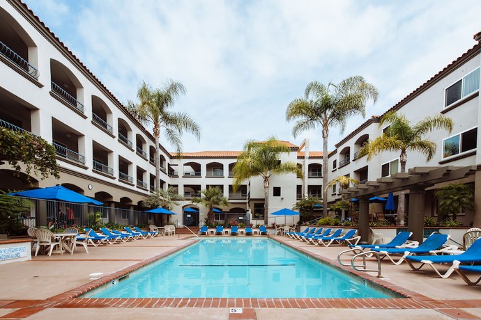 Imagen general del Hotel Tamarack Beach Resort. Foto 1