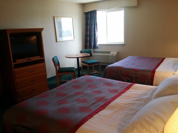 Imagen de la habitación del Hotel Tamarack Motor Inn. Foto 8