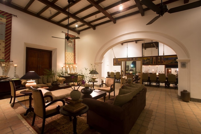 Imagen de los interiores del Hotel Tamarind Hill By Asia Leisure. Foto 19