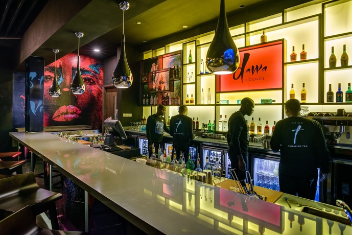 Imagen del bar/restaurante del Hotel Tamarind Tree. Foto 5