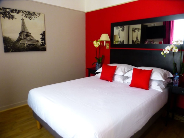 Imagen de la habitación del Hotel Tamaris, París. Foto 13