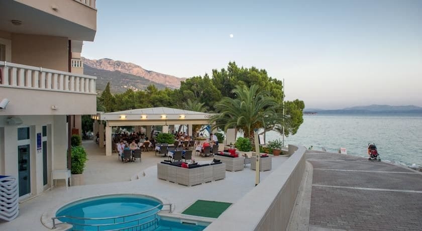 Imagen de los exteriores del Hotel Tamaris, Ratac. Foto 18