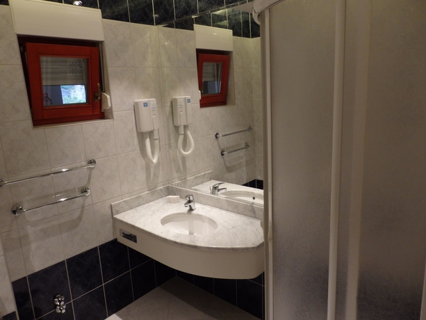 Imagen de la habitación del Hotel Tamaris, Ratac. Foto 6