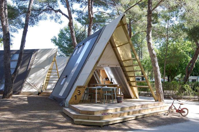 Imagen de la habitación del Hotel Tamarit Beach Resort. Foto 23