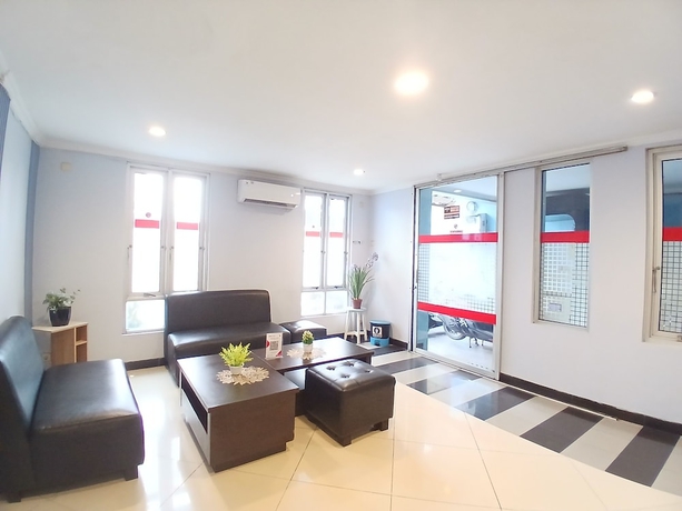 Imagen del bar/restaurante del Hotel Tamastu Fortuna Jatiwaringin. Foto 3