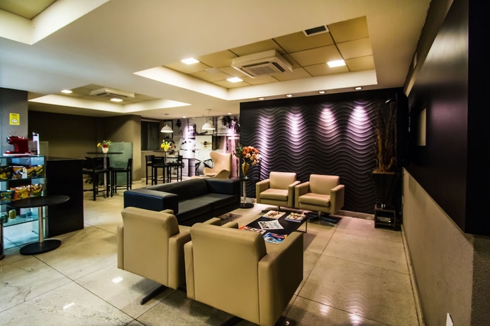 Imagen del bar/restaurante del Hotel Tambaqui Praia. Foto 2