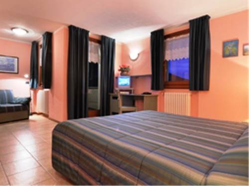 Imagen de la habitación del Hotel Tamb&ograve;. Foto 3