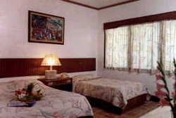 Imagen de la habitación del Hotel Tambuli Beach Club East. Foto 3