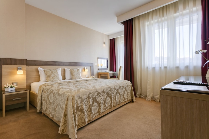 Imagen de la habitación del Hotel Tami Residence. Foto 6