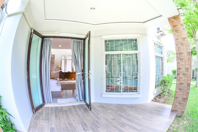 Imagen de los interiores del Hotel Tamnak Beach House. Foto 15