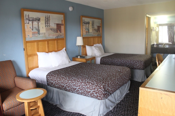 Imagen de la habitación del Hotel Tampa Inn - Near Busch Gardens. Foto 16