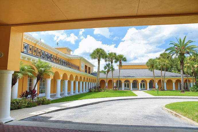 Imagen de los exteriores del Hotel Tampa Palms Golf And Country Club. Foto 2