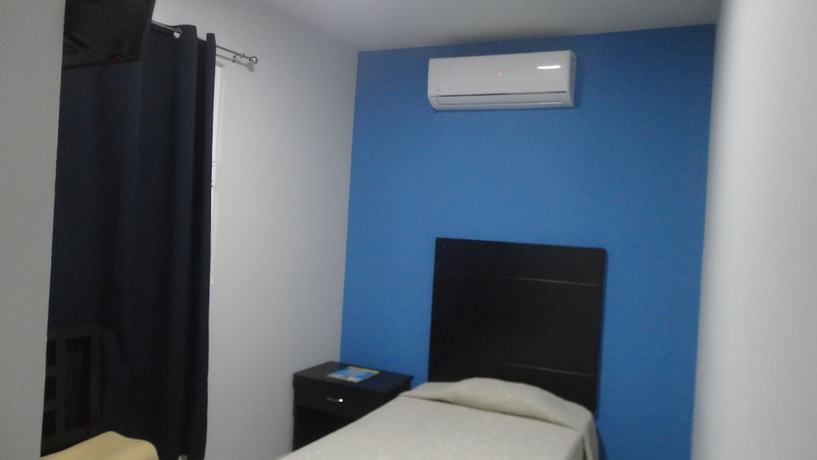 Imagen de la habitación del Hotel Tampico Express. Foto 9