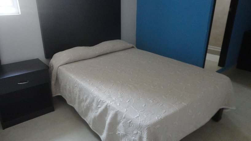 Imagen de la habitación del Hotel Tampico Express. Foto 11