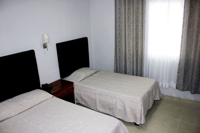 Imagen de la habitación del Hotel Tampico Express. Foto 12