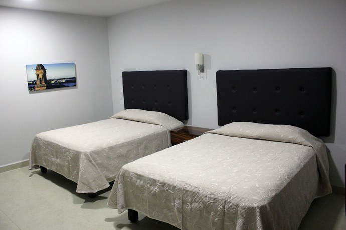 Imagen de la habitación del Hotel Tampico Express. Foto 16