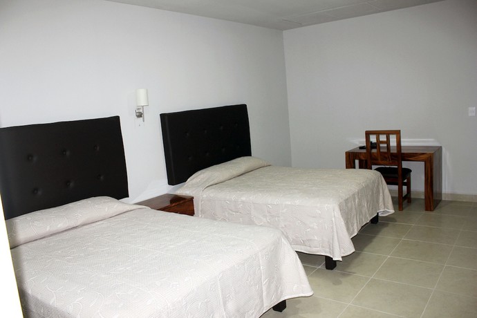Imagen de la habitación del Hotel Tampico Express. Foto 17