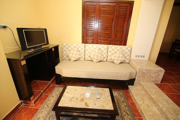 Imagen de los interiores del Hotel Tamra Beach Resort. Foto 10