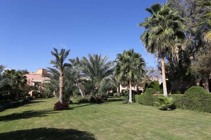 Imagen de los exteriores del Hotel Tamra Beach Resort. Foto 6