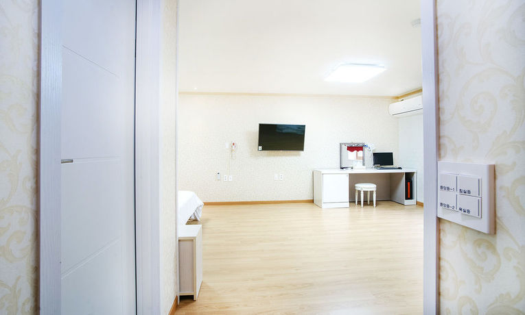 Imagen de la habitación del Hotel Tamragio. Foto 3