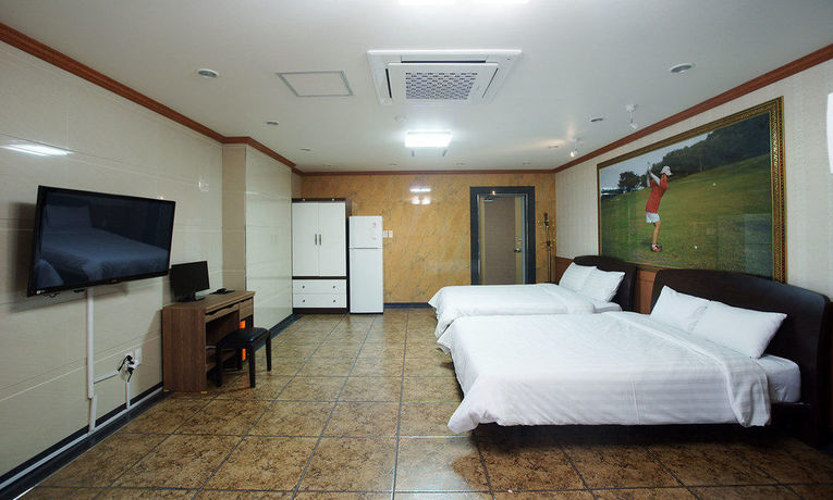 Imagen de la habitación del Hotel Tamragio. Foto 4