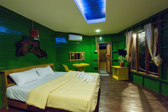 Imagen de la habitación del Hotel Tamsabai Resort Chumphon. Foto 5