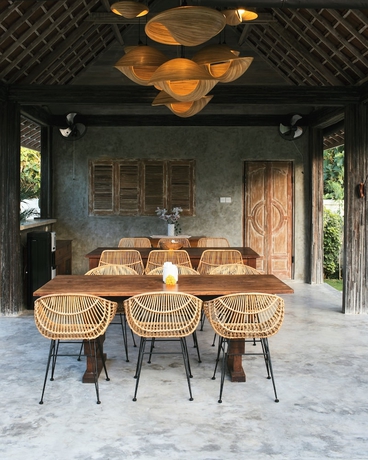 Imagen del bar/restaurante del Hotel Tamuku Padang Padang, CARI Surf Camp. Foto 3