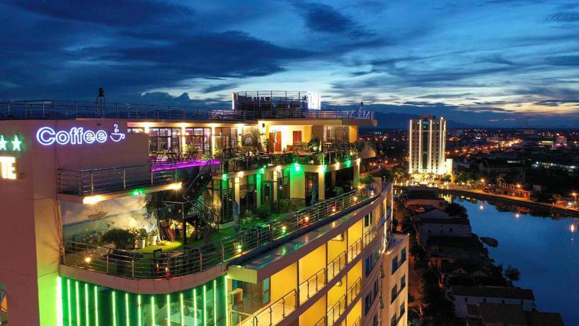 Imagen del bar/restaurante del Hotel Tan Binh. Foto 5