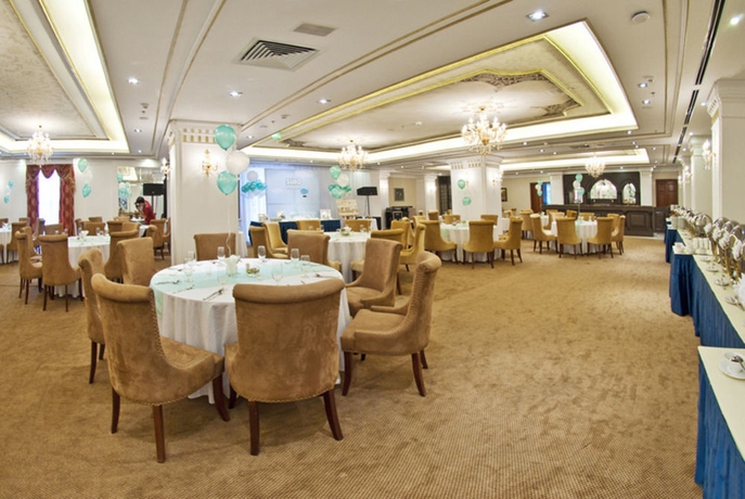 Imagen de los interiores del Hotel Tan Son Nhat Saigon. Foto 12