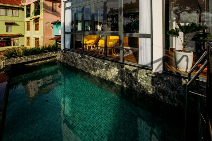 Imagen de los exteriores del Hotel Tan Villa 2. Foto 34