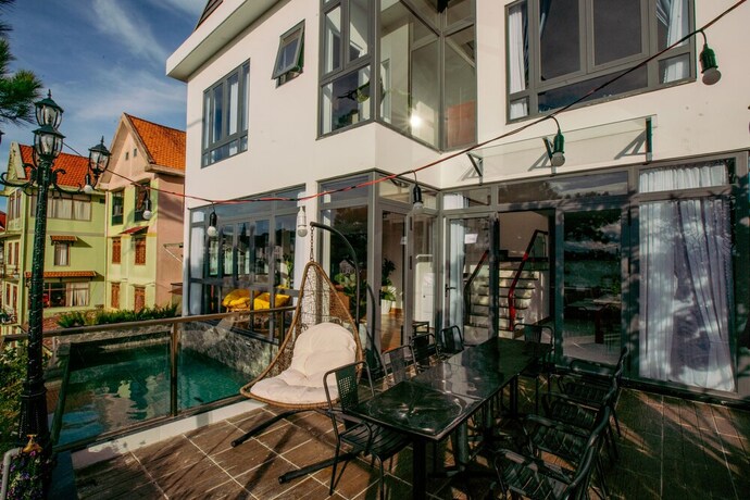 Imagen de los exteriores del Hotel Tan Villa 2. Foto 37