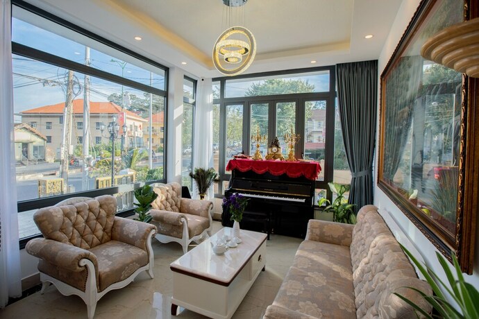 Imagen de los exteriores del Hotel Tan Villa 2. Foto 40