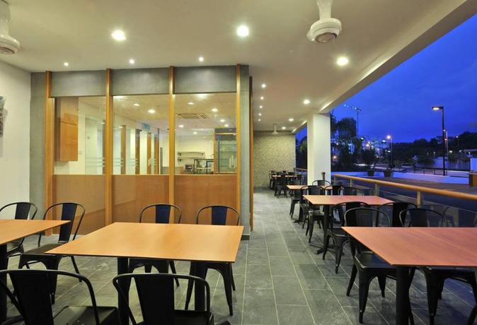 Imagen del bar/restaurante del Hotel Tan Yaa Hotel Cyberjaya. Foto 4