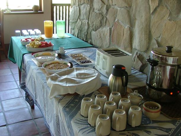 Imagen del bar/restaurante del Hotel Tanager Rainforest Lodge. Foto 2