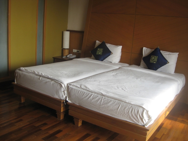 Imagen de la habitación del Hotel Tanaosri Resort. Foto 5