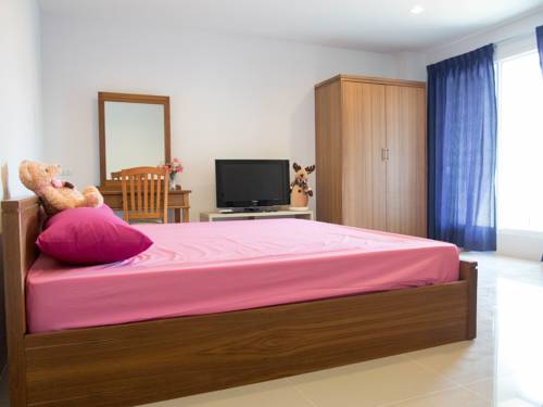Imagen de la habitación del Hotel Tanatip Place. Foto 9