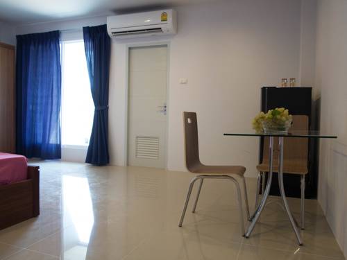Imagen de la habitación del Hotel Tanatip Place. Foto 10