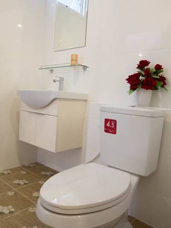 Imagen de la habitación del Hotel Tanatip Place. Foto 11