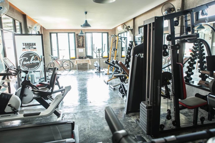 Imagen de los interiores del Hotel Tanban Mansion Surin. Foto 19