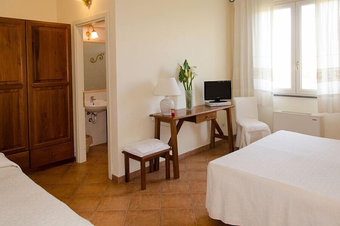 Imagen de la habitación del Hotel Tanca Irde. Foto 3