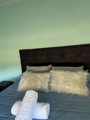 Imagen de la habitación del Hotel Tandil del Lago. Foto 9