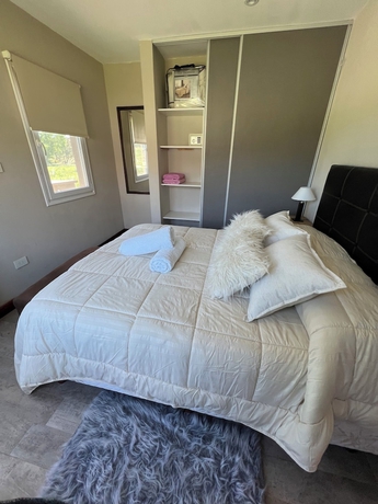 Imagen de la habitación del Hotel Tandil del Lago. Foto 11